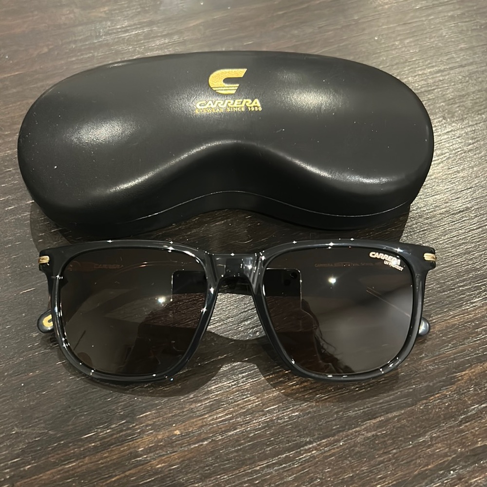 Carrera sunglasse